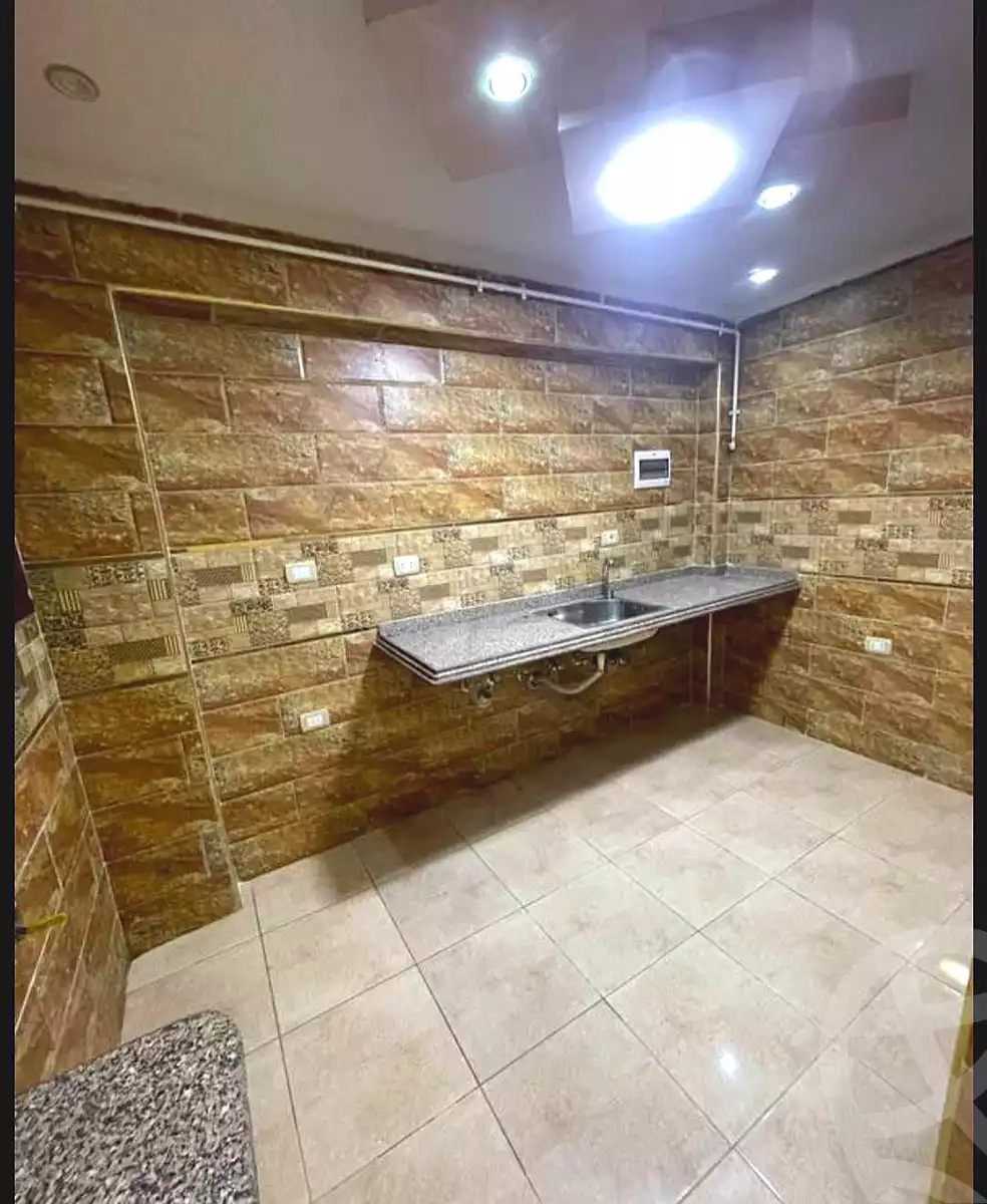 https://aqarmap.com.eg/en/listing/6859149-for-sale-alexandria-sydy-bshr-sydy-bshr-bhry-shr-mhmwd-l-yswy