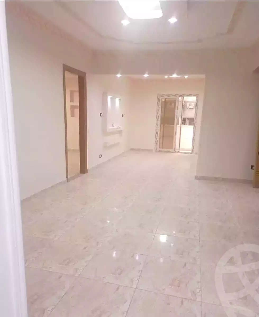 https://aqarmap.com.eg/ar/listing/6859218-for-sale-alexandria-sydy-bshr-sydy-bshr-bhry-gamal-abd-el-nasir-st