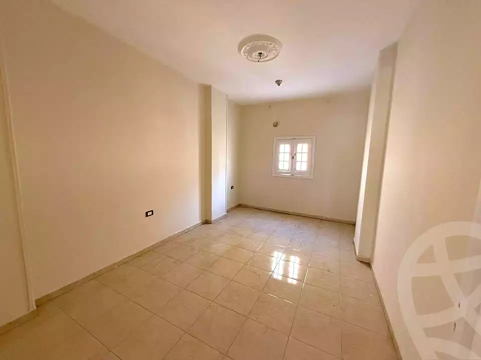 https://aqarmap.com.eg/en/listing/6859873-for-sale-cairo-15th-of-may-Neighbourhood 10