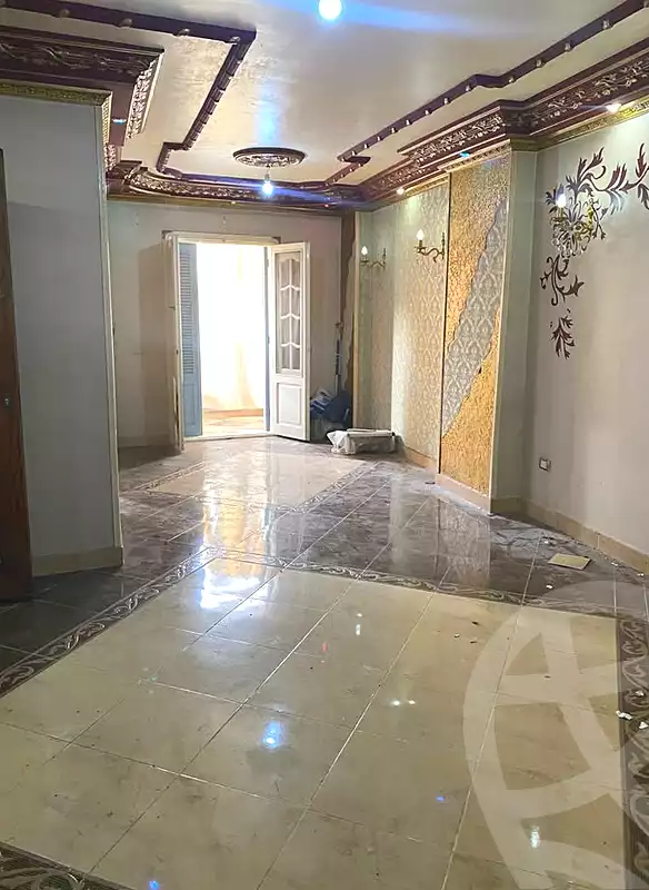 https://aqarmap.com.eg/ar/listing/6859889-for-sale-alexandria-moharram-bey-kanal-al-mahmoudeya-al-bahri-st