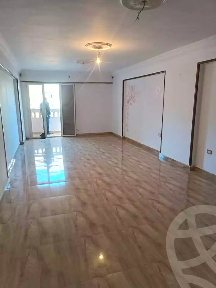 https://aqarmap.com.eg/ar/listing/6860340-for-sale-alexandria-zezenia