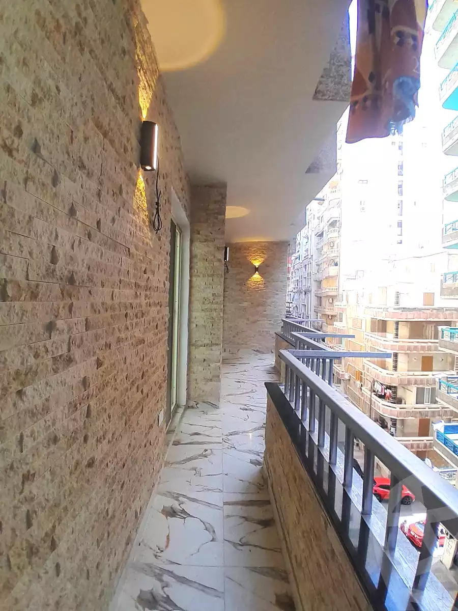 https://aqarmap.com.eg/en/listing/6860758-for-sale-alexandria-el-asafra-l-sfr-bhry-el-geish-rd