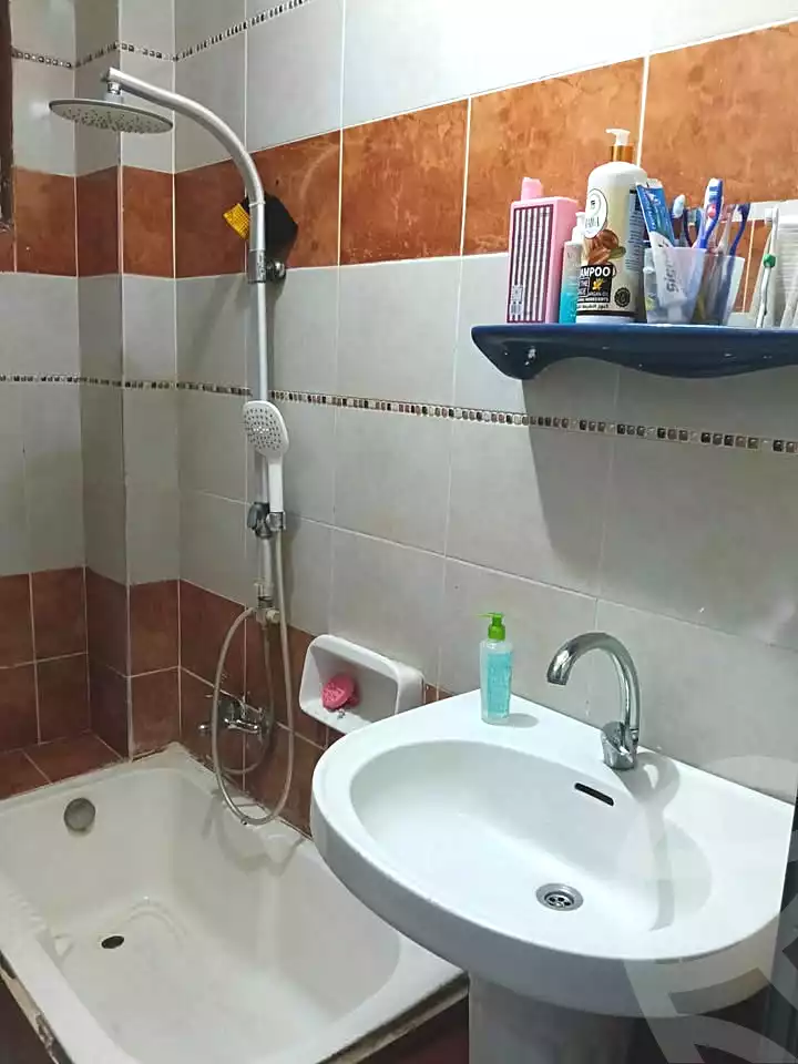 https://aqarmap.com.eg/ar/listing/6860853-for-sale-alexandria-sydy-bshr-sydy-bshr-bhry-shr-mhmd-njyb