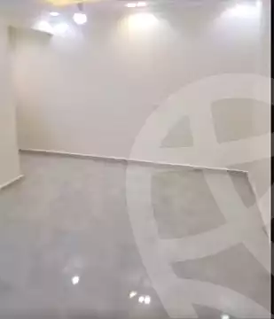 https://aqarmap.com.eg/ar/listing/6860972-for-sale-alexandria-new-miami-street-16