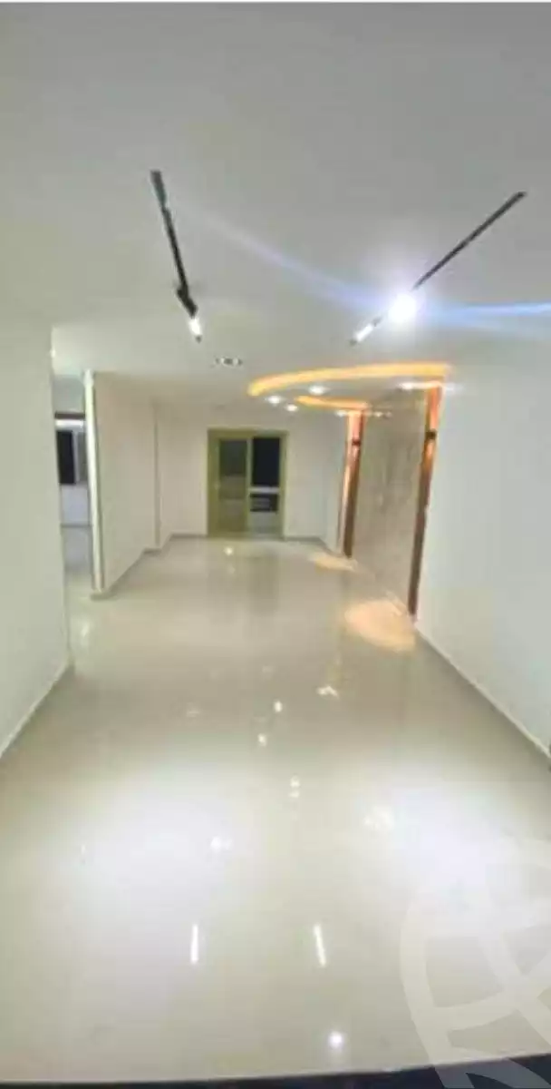 https://aqarmap.com.eg/ar/listing/6861104-for-rent-alexandria-sydy-bshr-sydy-bshr-bhry-khalil-hamada-st