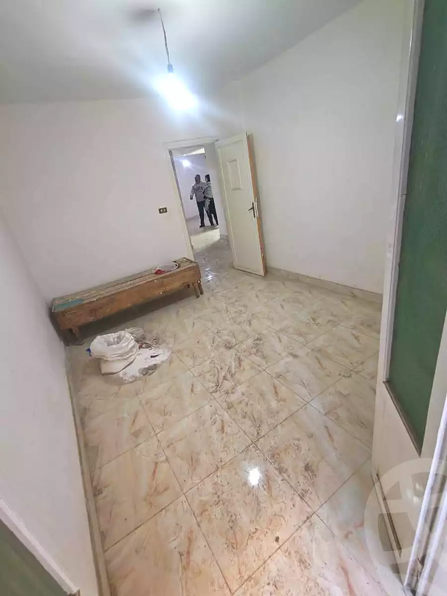 https://aqarmap.com.eg/ar/listing/6861595-for-sale-alexandria-al-agamy-lbytsh-mohamed-el-fardi-st