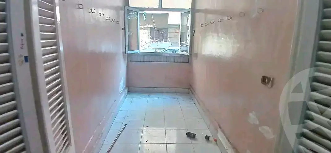 https://aqarmap.com.eg/ar/listing/6860549-for-sale-alexandria-bakoos-cinema-layla-st