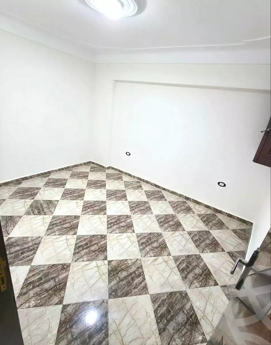 https://aqarmap.com.eg/ar/listing/6861984-for-sale-alexandria-lsywf-el-falki