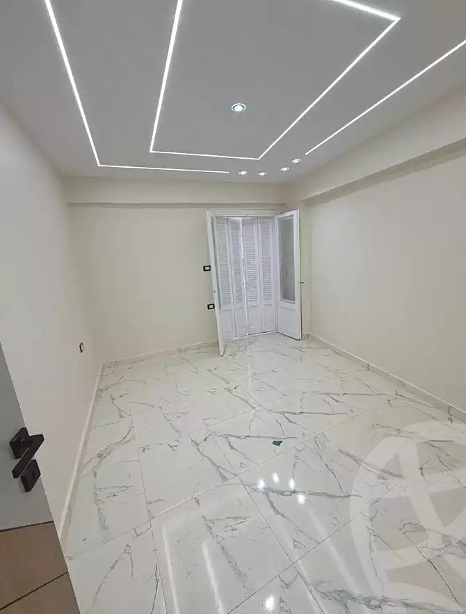 https://aqarmap.com.eg/ar/listing/6862404-for-sale-alexandria-al-agamy-lbytsh-el-salam-st