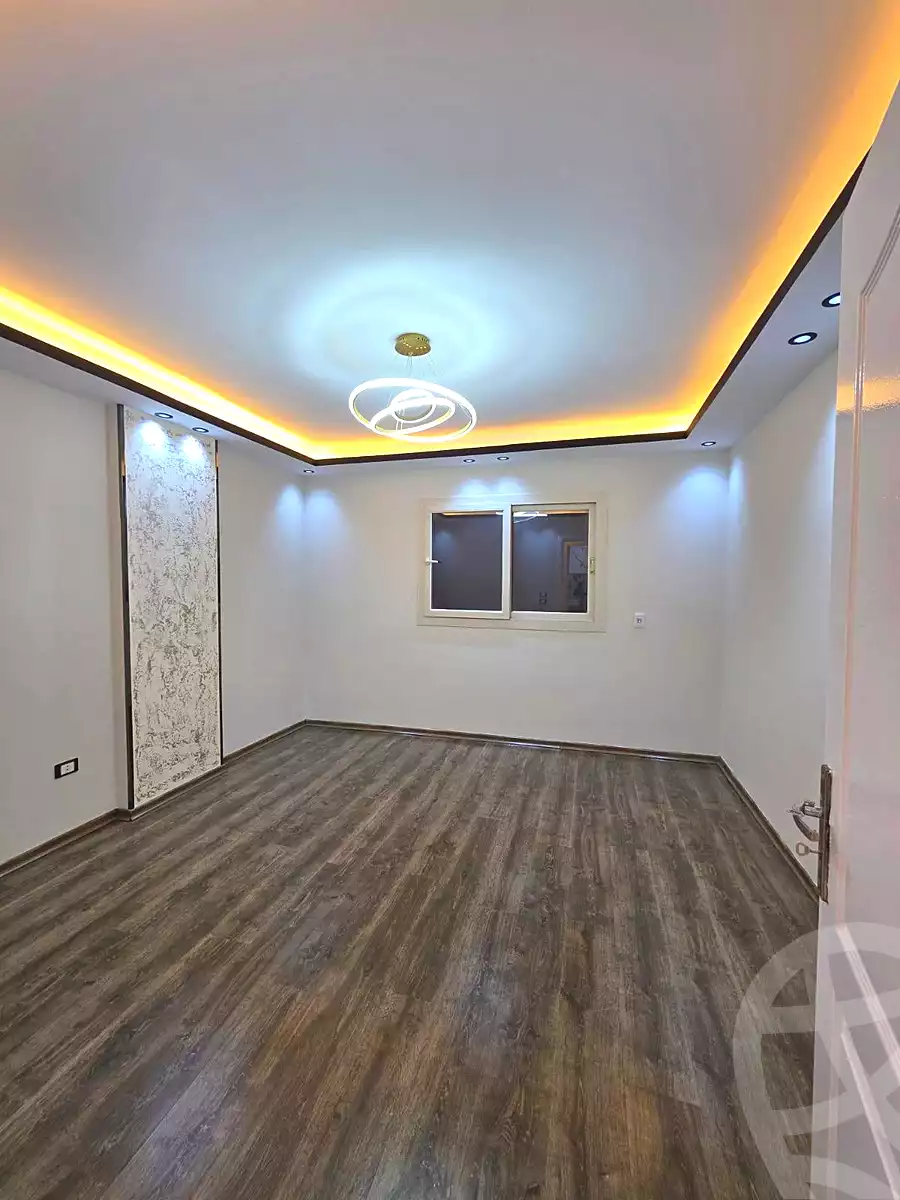 https://aqarmap.com.eg/ar/listing/6863041-for-sale-alexandria-sydy-bshr-sydy-bshr-bhry