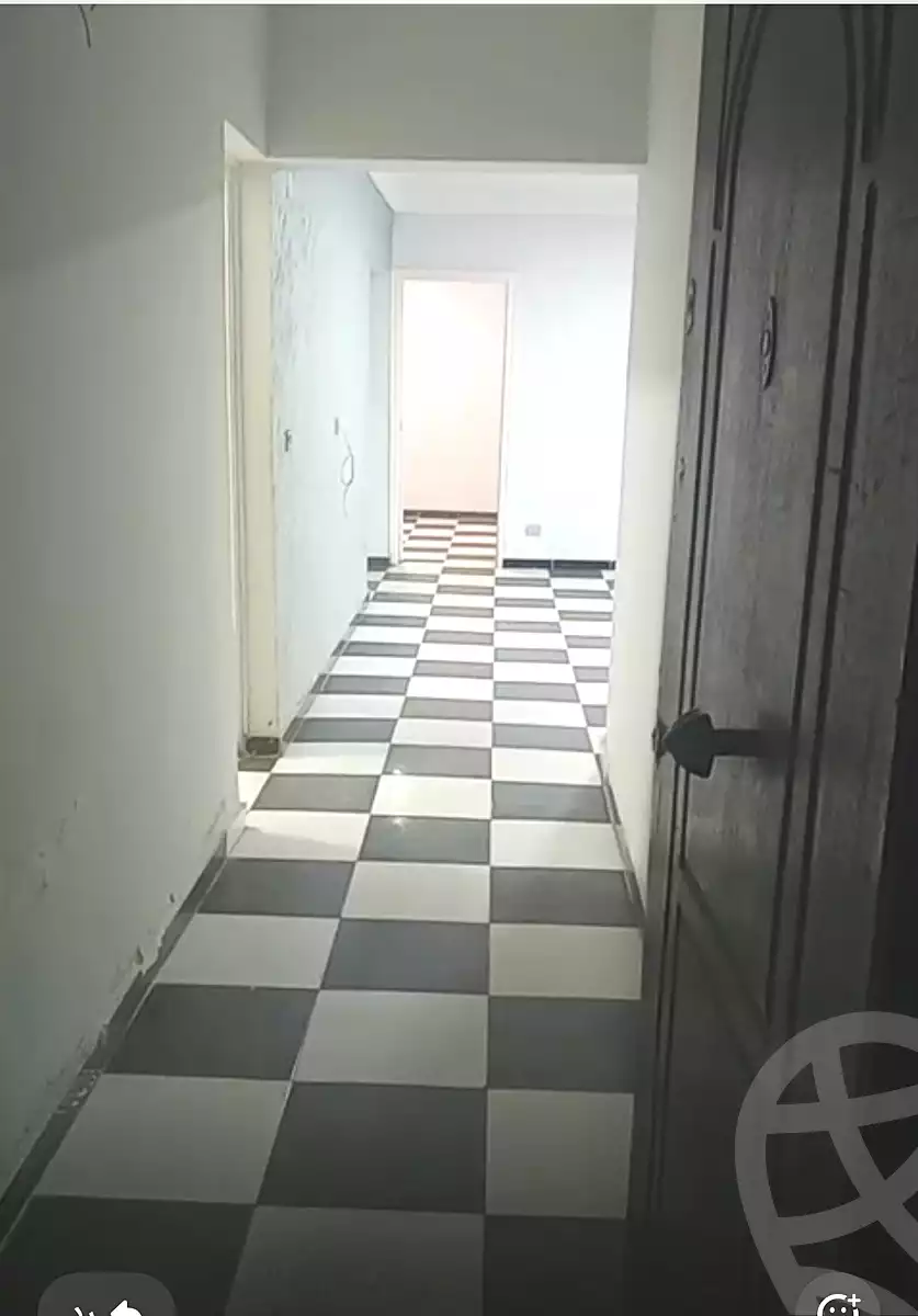 https://aqarmap.com.eg/ar/listing/6863169-for-sale-alexandria-miami-khld-bn-lwlyd