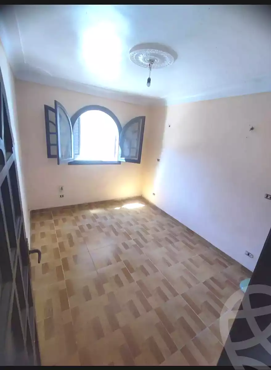 https://aqarmap.com.eg/ar/listing/6863211-for-sale-alexandria-sydy-bshr-sydy-bshr-bhry