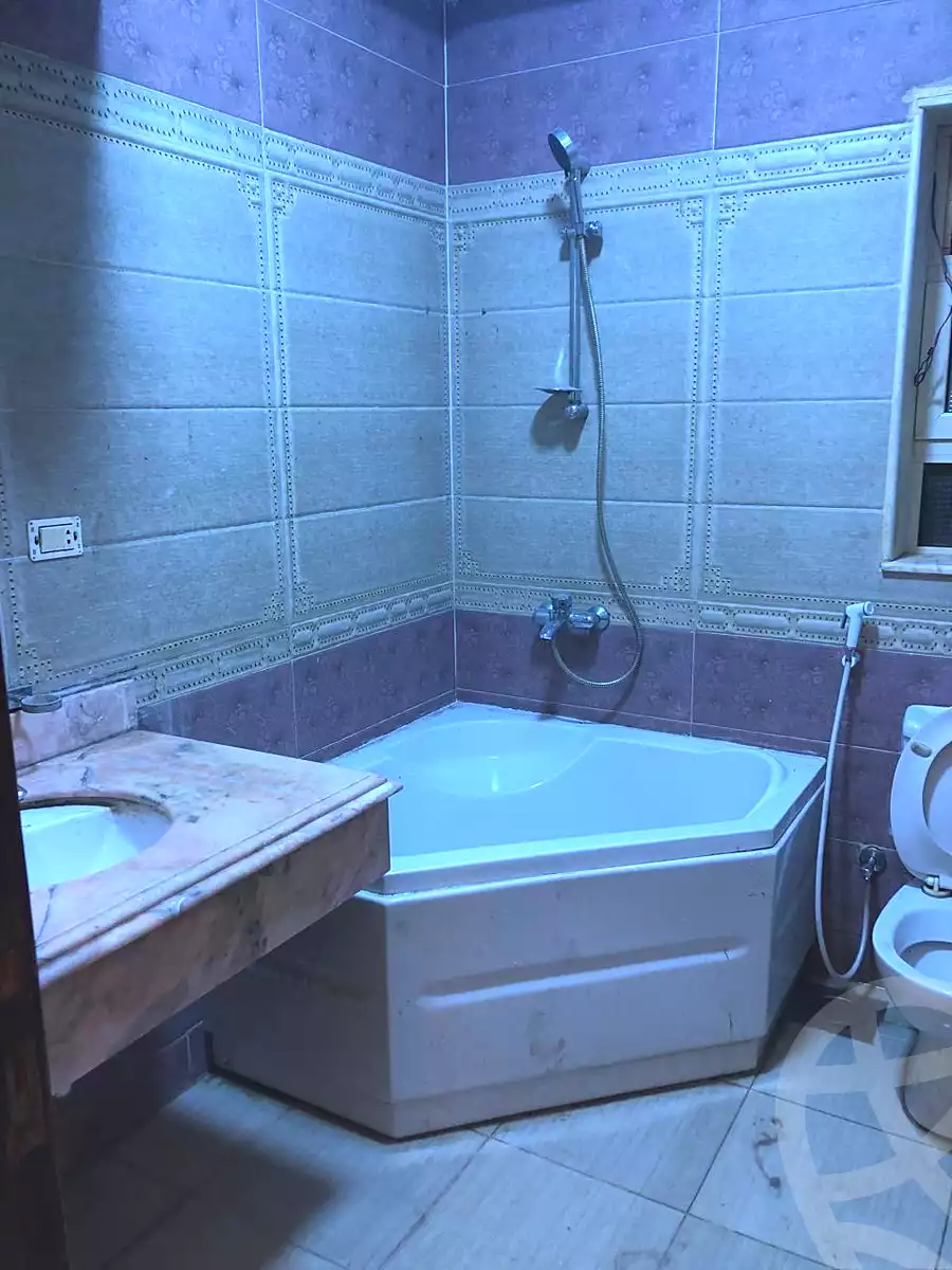 https://aqarmap.com.eg/ar/listing/6863213-for-sale-cairo-new-cairo-compounds-ritaj