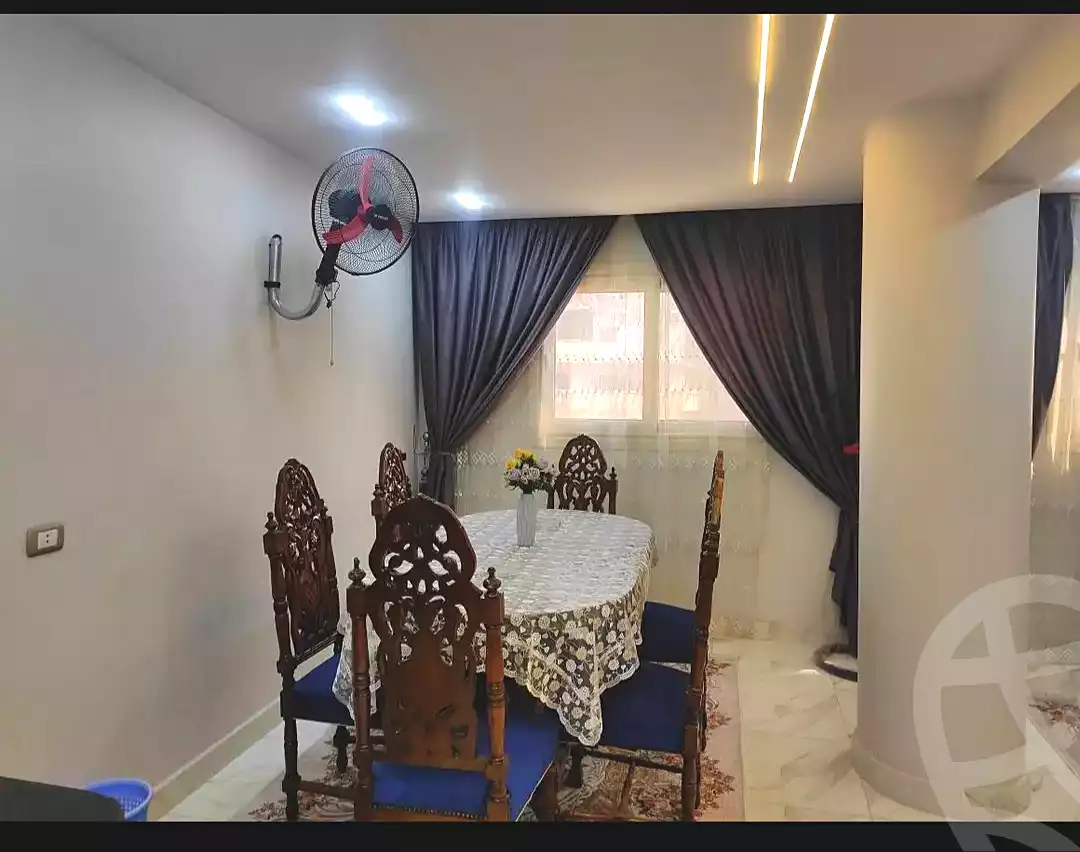 https://aqarmap.com.eg/ar/listing/6863221-for-sale-alexandria-miami-khld-bn-lwlyd