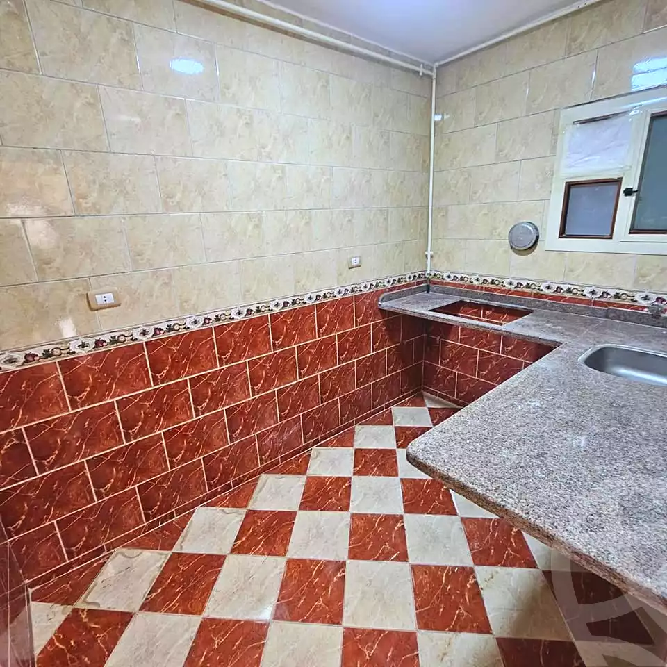 https://aqarmap.com.eg/ar/listing/6864561-for-sale-alexandria-miami-shr-jml-bd-lnsr