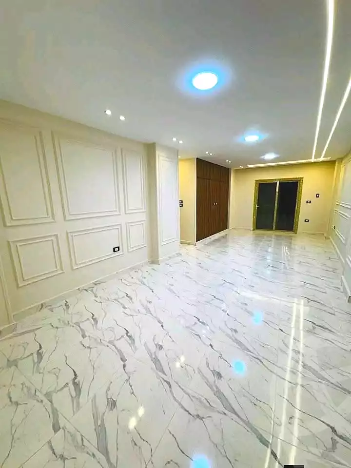 https://aqarmap.com.eg/ar/listing/6864894-for-sale-alexandria-al-agamy-lbytsh