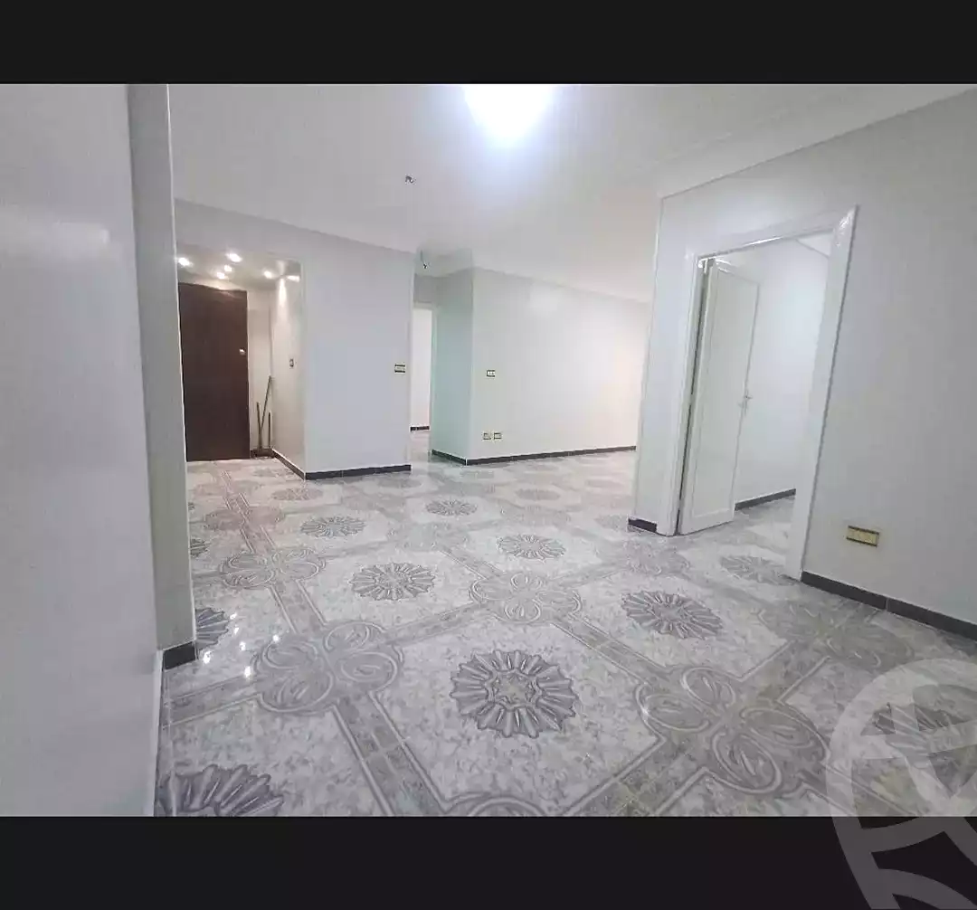 https://aqarmap.com.eg/ar/listing/6865169-for-sale-alexandria-miami-abou-el-arab-st