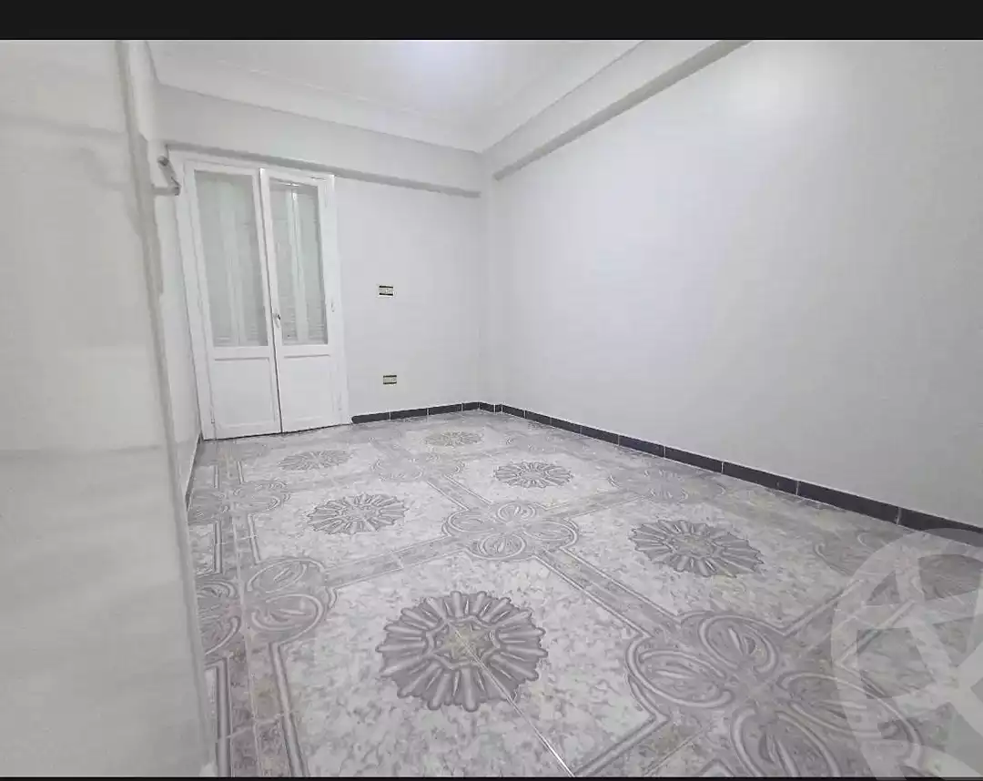 https://aqarmap.com.eg/ar/listing/6865169-for-sale-alexandria-miami-abou-el-arab-st