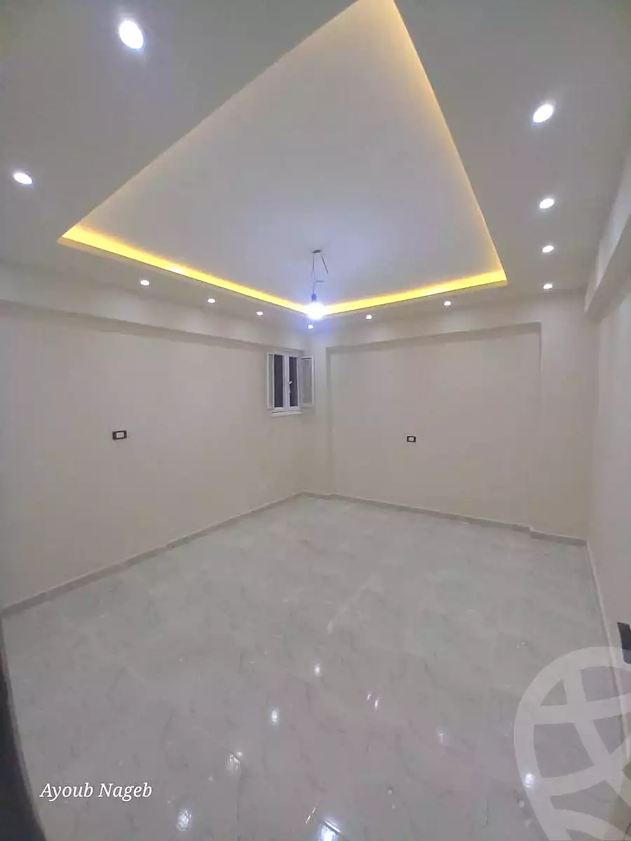 https://aqarmap.com.eg/ar/listing/6866047-for-sale-alexandria-al-agamy-lbytsh-qased-kareem-st