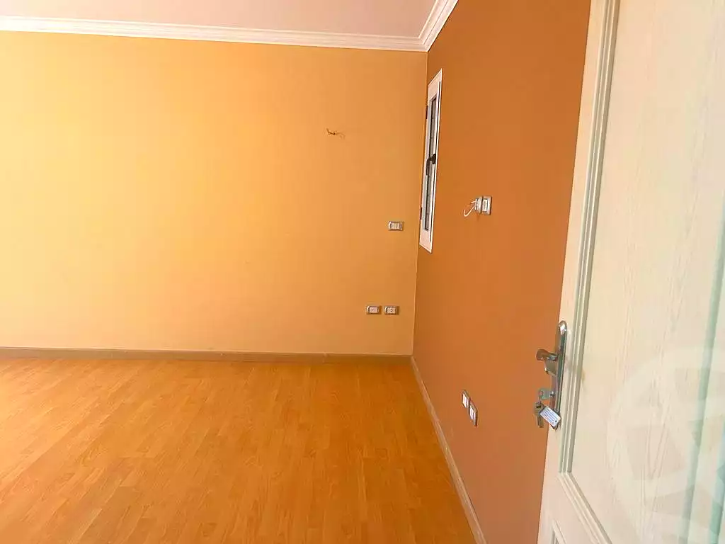 https://aqarmap.com.eg/ar/listing/6867018-for-sale-cairo-new-cairo-el-narges-el-narges-omarat-gamal-kamel-st