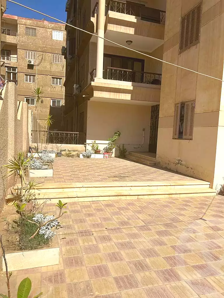 https://aqarmap.com.eg/ar/listing/6867018-for-sale-cairo-new-cairo-el-narges-el-narges-omarat-gamal-kamel-st