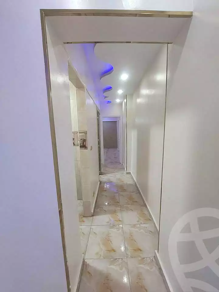 https://aqarmap.com.eg/ar/listing/6867789-for-sale-alexandria-miami-street-18-st