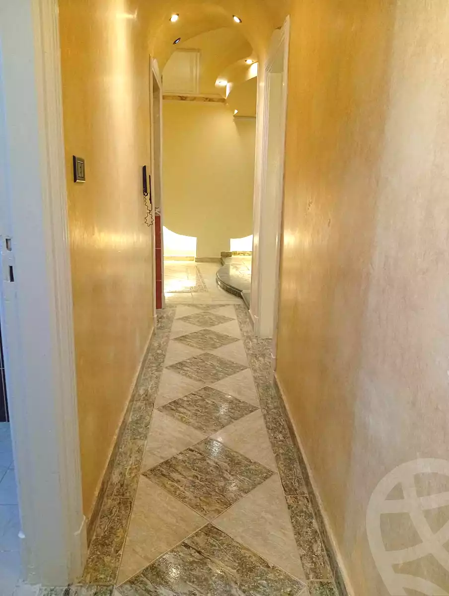 https://aqarmap.com.eg/ar/listing/6868412-for-sale-alexandria-sydy-bshr-sydy-bshr-bhry-gamal-abd-el-nasir-st