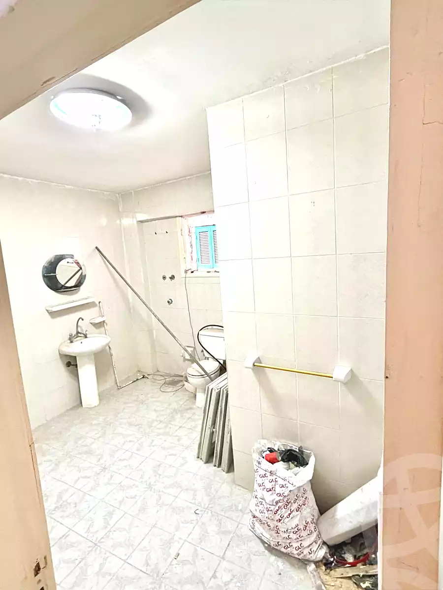https://aqarmap.com.eg/ar/listing/6868564-for-sale-alexandria-al-agamy-lbytsh-shahr-al-assal-st