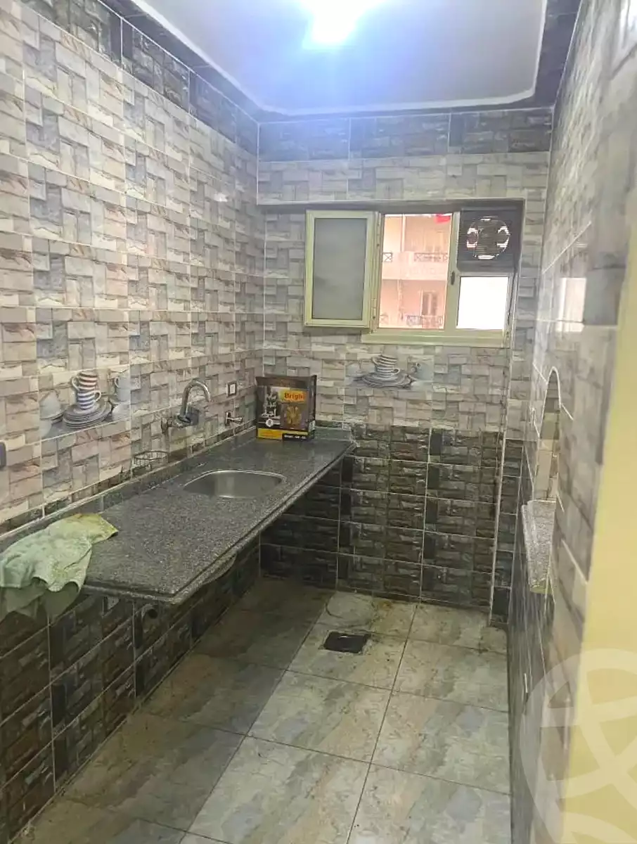 https://aqarmap.com.eg/ar/listing/6868599-for-sale-alexandria-al-agamy-lbytsh-bianchiii-street-11