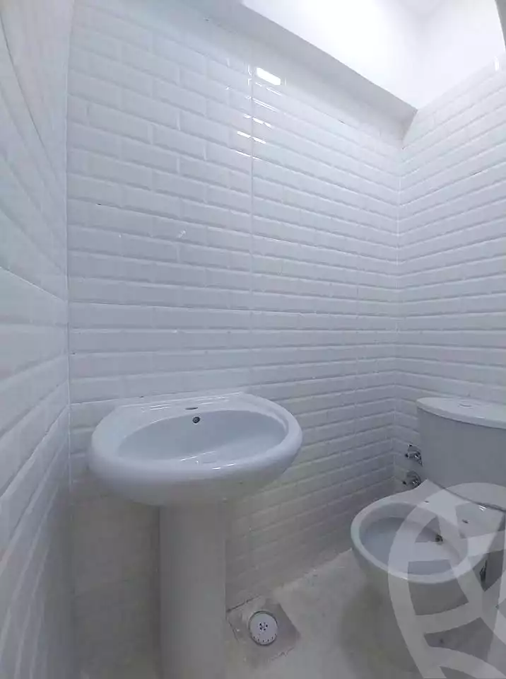 https://aqarmap.com.eg/en/listing/6868600-for-sale-alexandria-al-agamy-shataa-el-nakheel