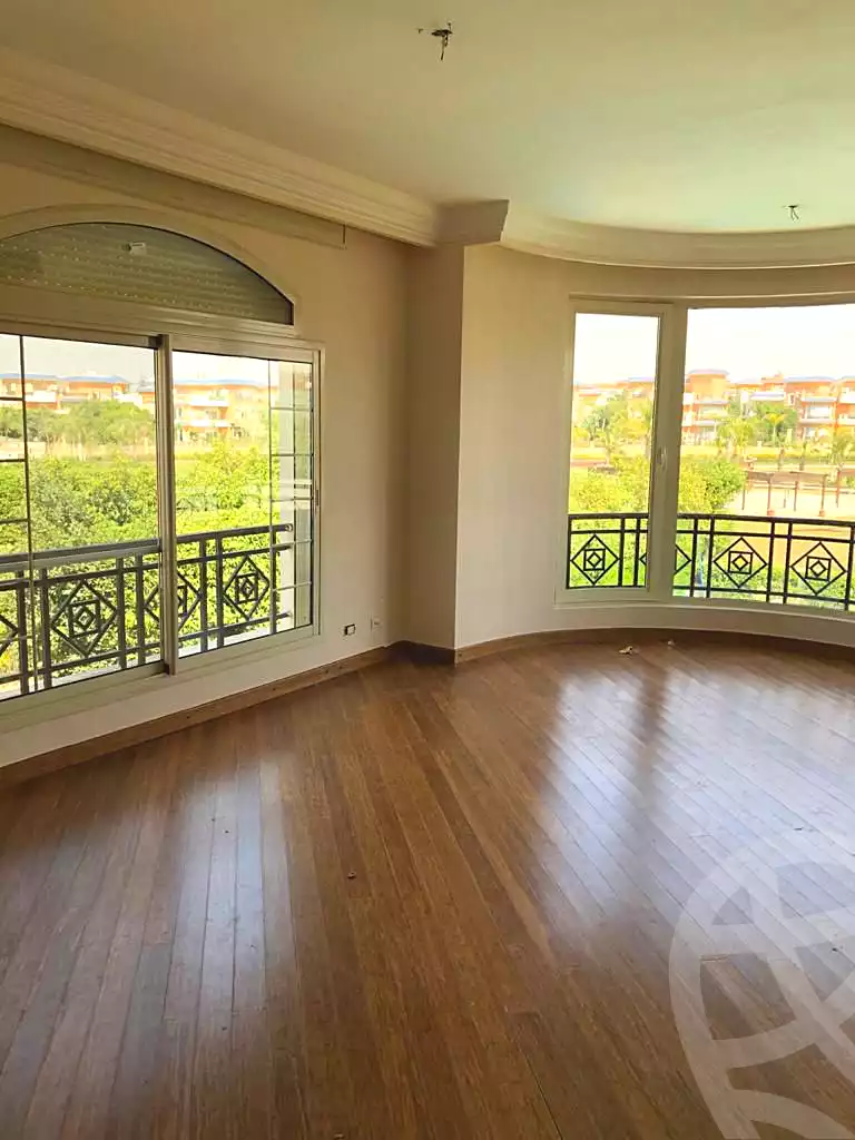 https://aqarmap.com.eg/ar/listing/6868656-for-sale-cairo-new-cairo-compounds-el-deyar-mokhabarat