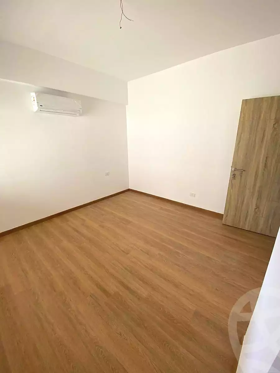 https://aqarmap.com.eg/en/listing/6868677-for-sale-cairo-new-cairo-compounds-fifth-square