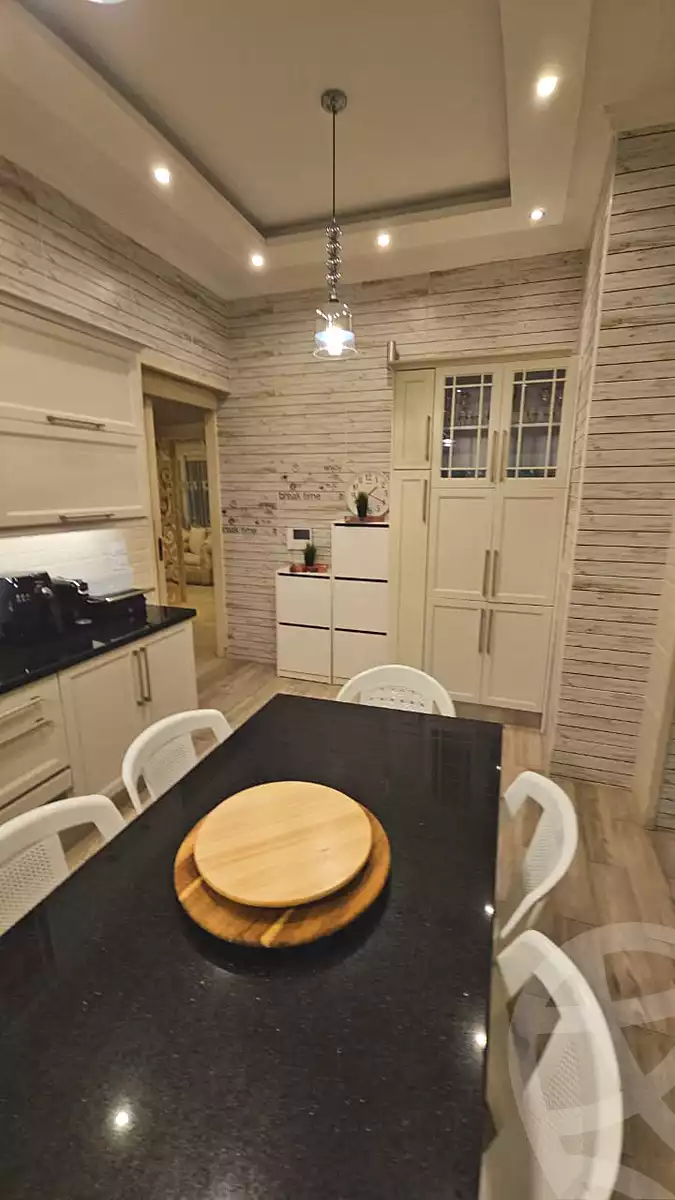 https://aqarmap.com.eg/ar/listing/6868697-for-sale-cairo-new-cairo-lrhb-city-phase-5-talaat-mostafa-st