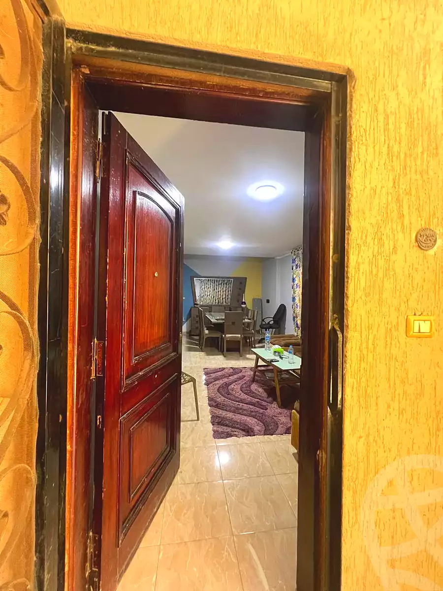 https://aqarmap.com.eg/en/listing/6868717-for-rent-cairo-6th-of-october-compounds-jrdyny-lshms
