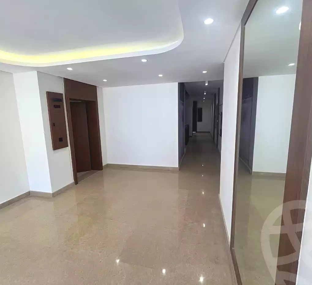 https://aqarmap.com.eg/ar/listing/6869074-for-sale-cairo-el-sheikh-zayed-city-lshykh-zyd-ljdyd-mar-ville-compound-almarasem