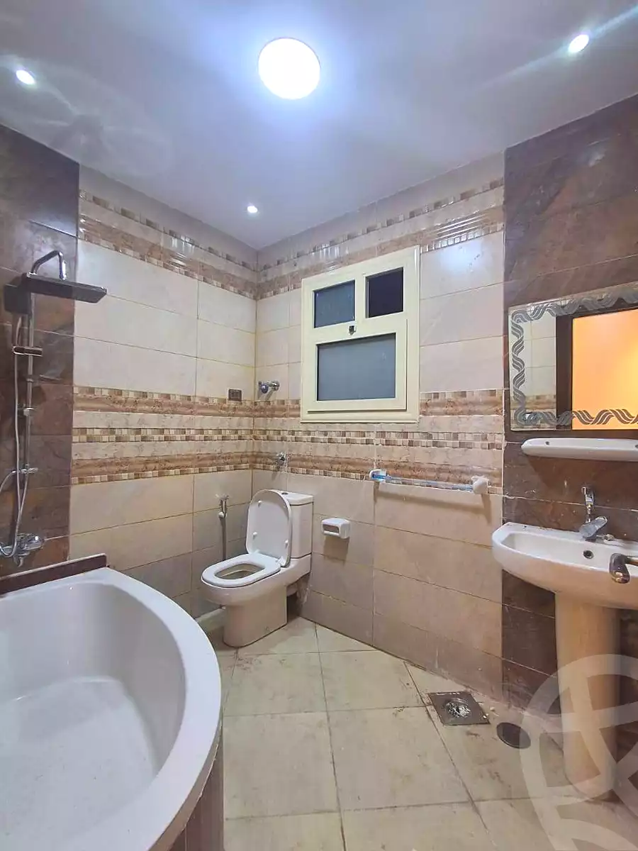 https://aqarmap.com.eg/ar/listing/6869125-for-sale-alexandria-al-agamy-lbytsh