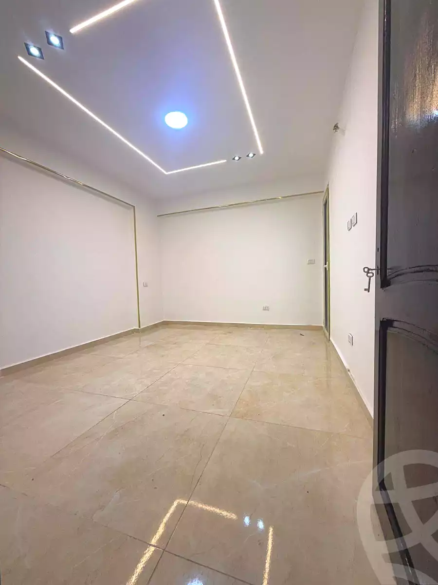 https://aqarmap.com.eg/en/listing/6869328-for-sale-alexandria-sydy-bshr-sydy-bshr-bhry-shr-khld-bn-lwlyd