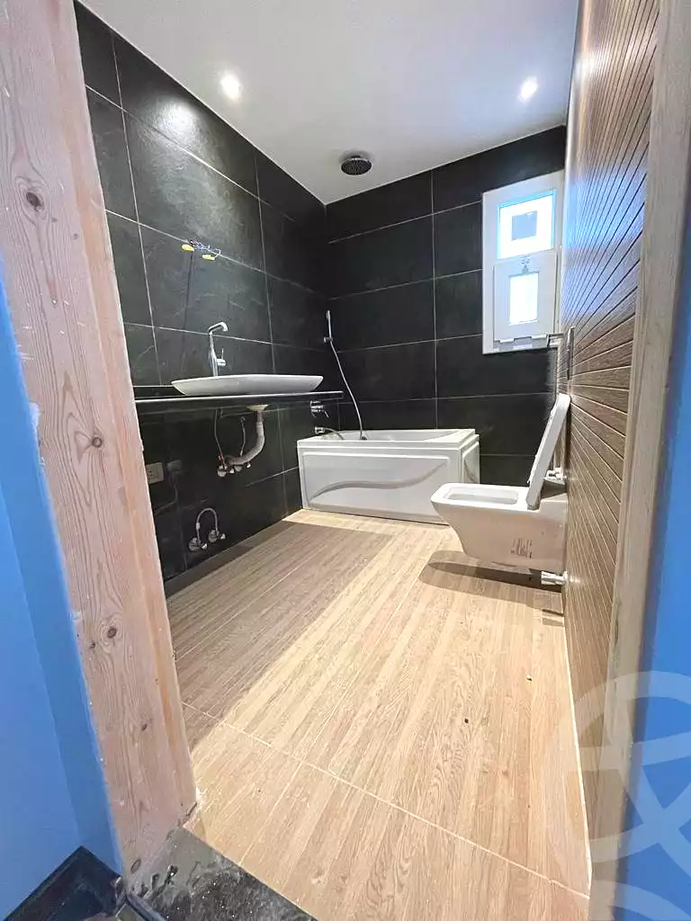 https://aqarmap.com.eg/ar/listing/6869398-for-sale-cairo-new-cairo-compounds-hyde-park-park-corner-hyde-park