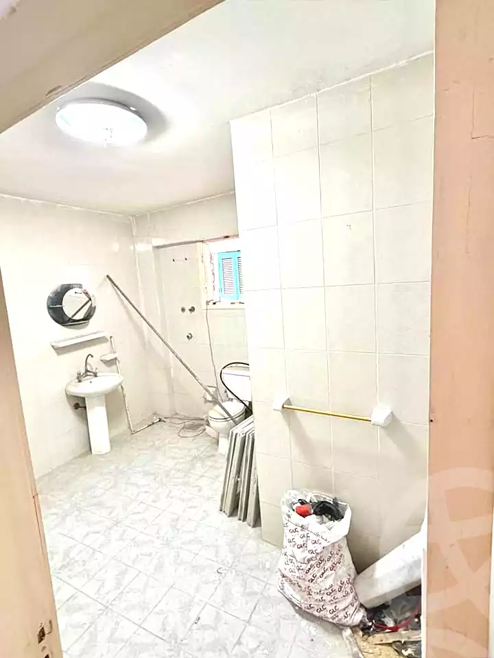 https://aqarmap.com.eg/ar/listing/6869464-for-sale-alexandria-al-agamy-lbytsh-shahr-al-assal-st