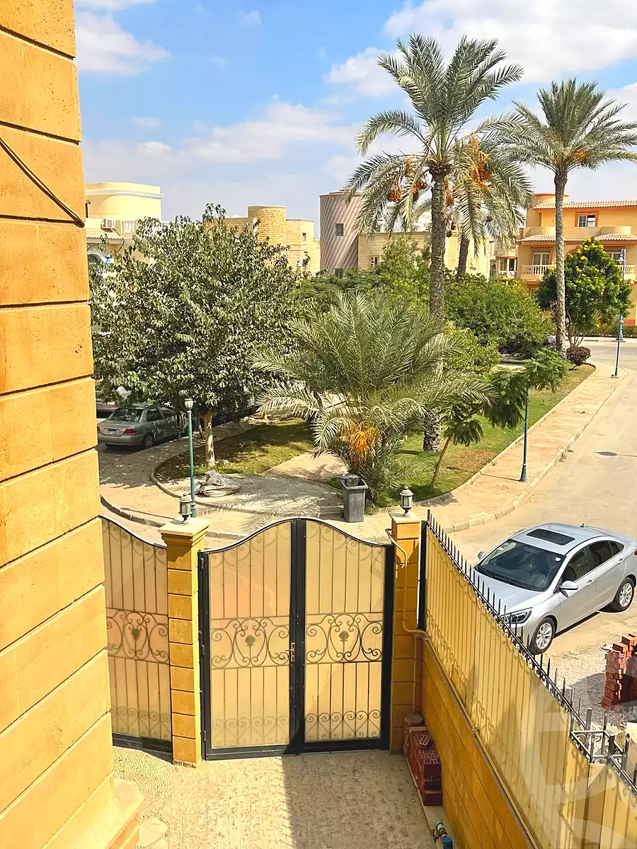 https://aqarmap.com.eg/en/listing/6870215-for-sale-cairo-new-cairo-compounds-la-rose