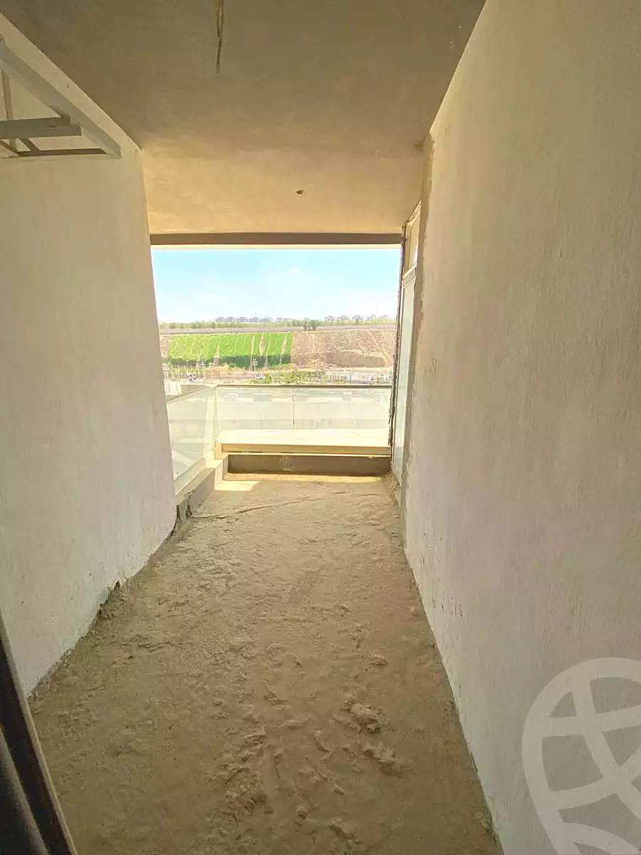 https://aqarmap.com.eg/ar/listing/6870221-for-sale-cairo-new-cairo-compounds-mwntn-fyw-y-syty-club-park-mountain-view-icity