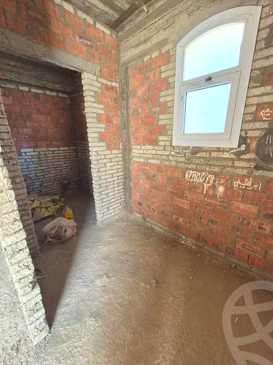 https://aqarmap.com.eg/en/listing/6870232-for-sale-cairo-new-cairo-compounds-layan-residence-manazel