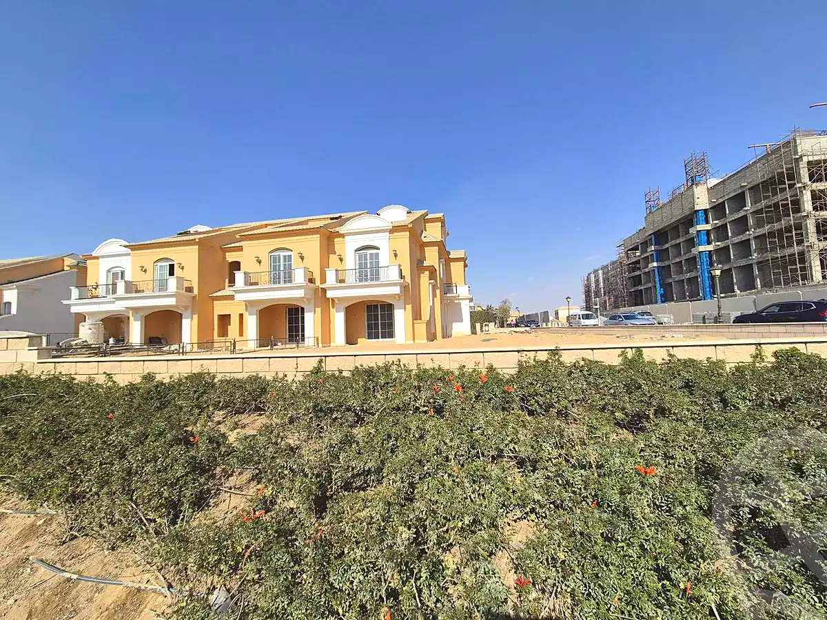 https://aqarmap.com.eg/en/listing/6870232-for-sale-cairo-new-cairo-compounds-layan-residence-manazel