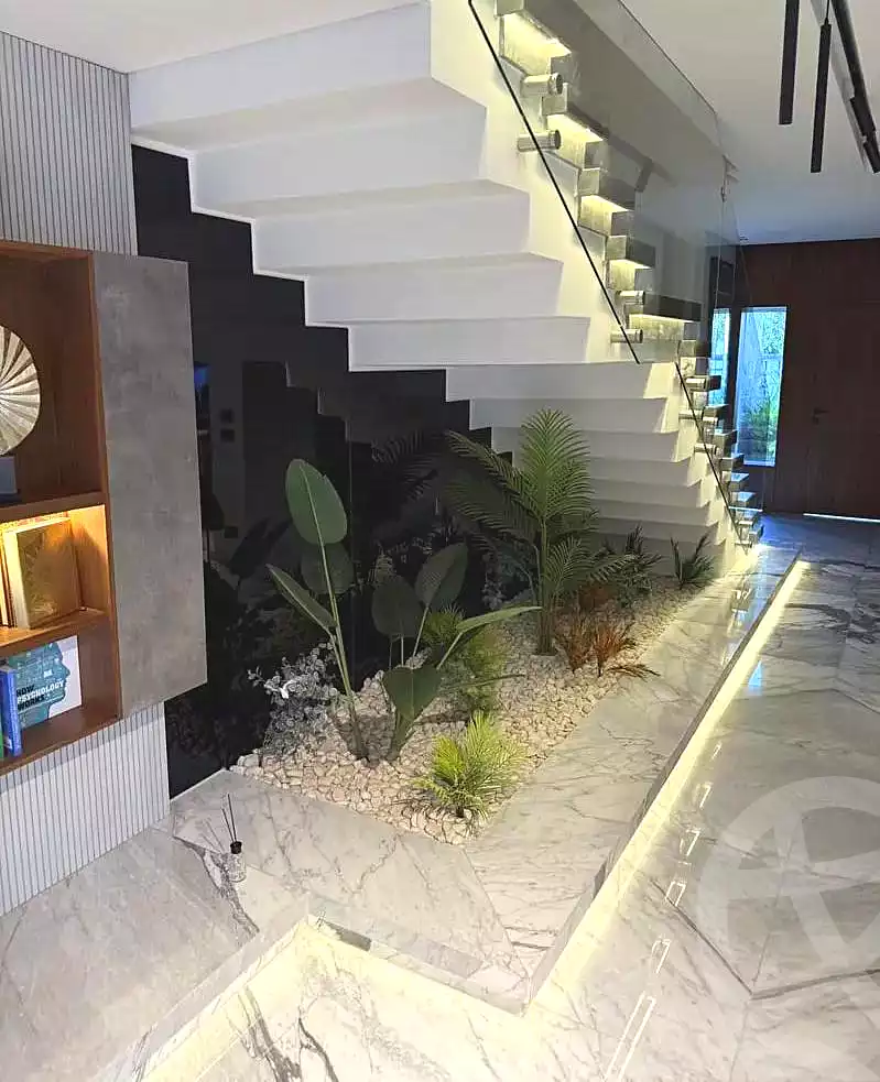 https://aqarmap.com.eg/en/listing/6870243-for-sale-cairo-new-cairo-compounds-hyde-park-park-corner-hyde-park
