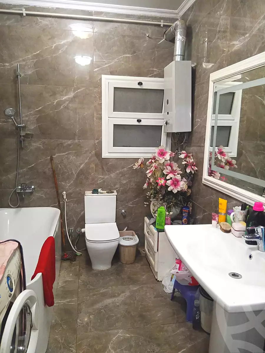 https://aqarmap.com.eg/ar/listing/6870256-for-rent-cairo-new-cairo-el-narges-el-narges-8-omar-makram-street