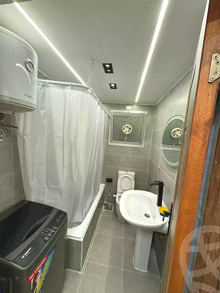 https://aqarmap.com.eg/en/listing/6870372-for-rent-cairo-new-cairo-lrhb-city-phase-3-umm-kolthom-st