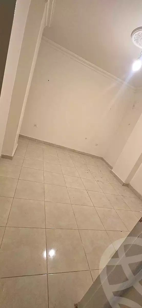 https://aqarmap.com.eg/ar/listing/6870821-for-rent-cairo-helwan-helwan-el-sharkeya-mostafa-safwat-st