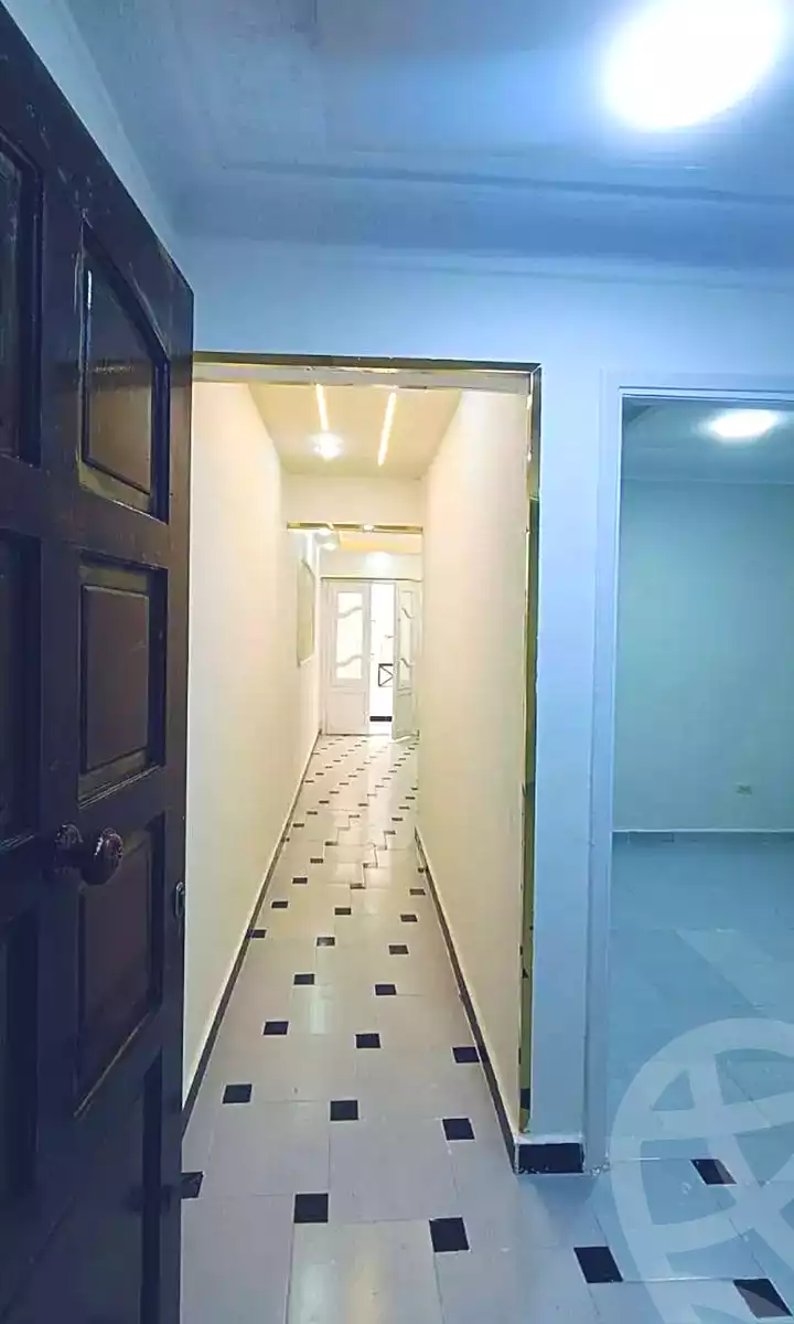 https://aqarmap.com.eg/ar/listing/6871329-for-sale-alexandria-al-agamy-shataa-el-nakheel