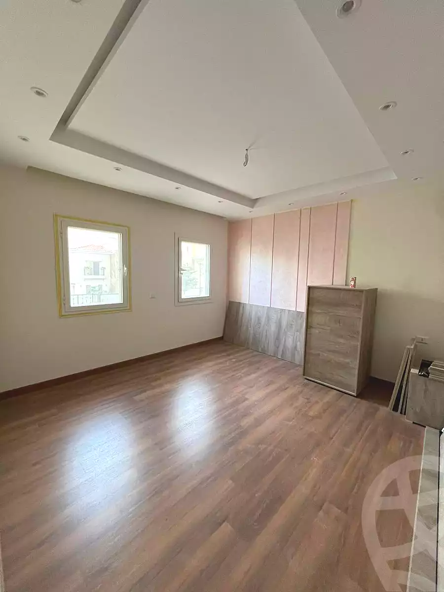 https://aqarmap.com.eg/ar/listing/6871230-for-rent-cairo-new-cairo-compounds-mivida-mivida-parcel