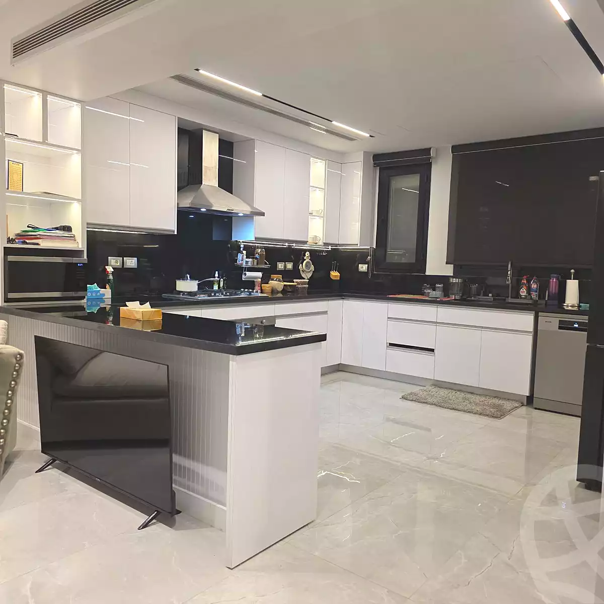 https://aqarmap.com.eg/ar/listing/6872020-for-rent-cairo-new-cairo-compounds-villette-vy-ryzydns-villette